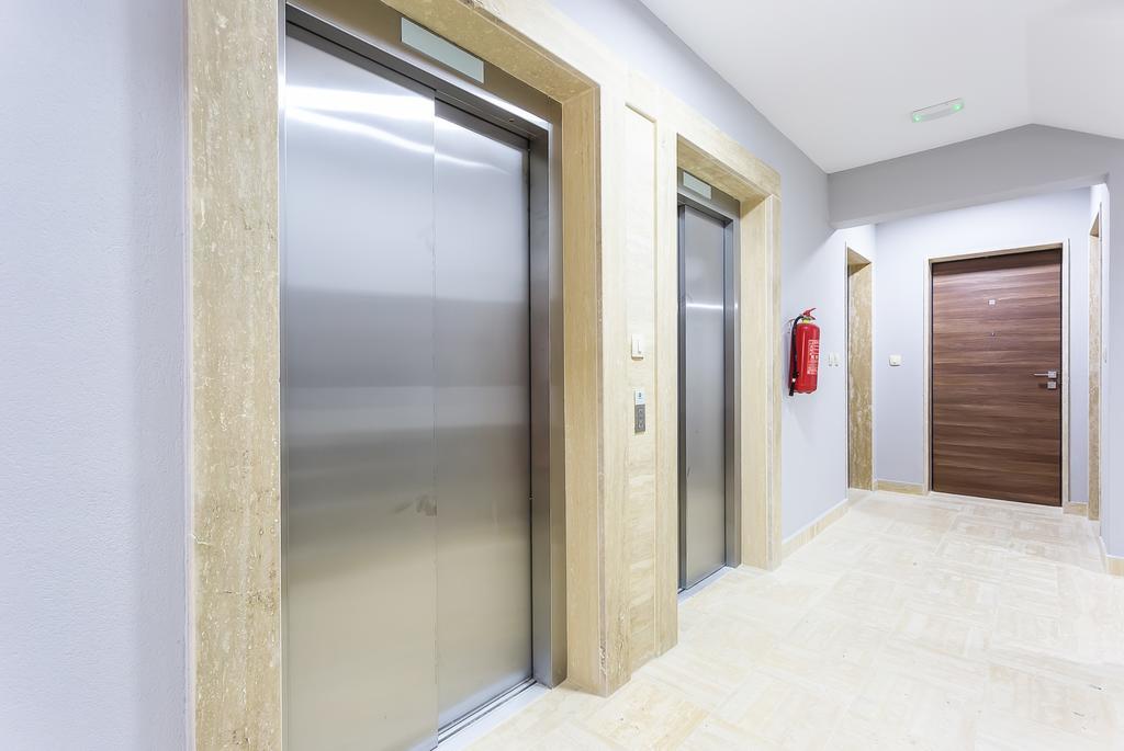 Primus Apartments Impera Budva Luaran gambar